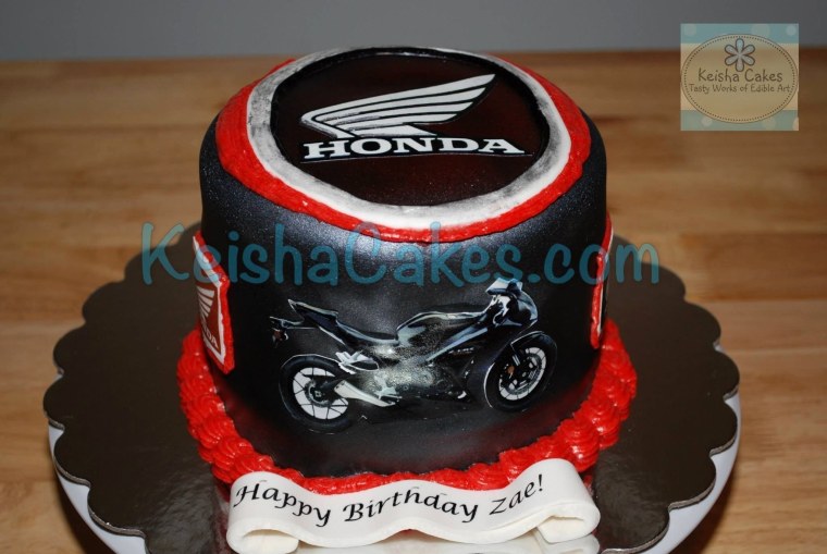 Торт с мотоциклом Хонда для мужчин
