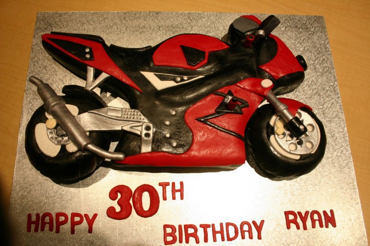 Торт с мотоциклом Хонда