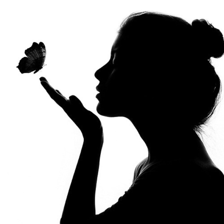 Силуэт девушки