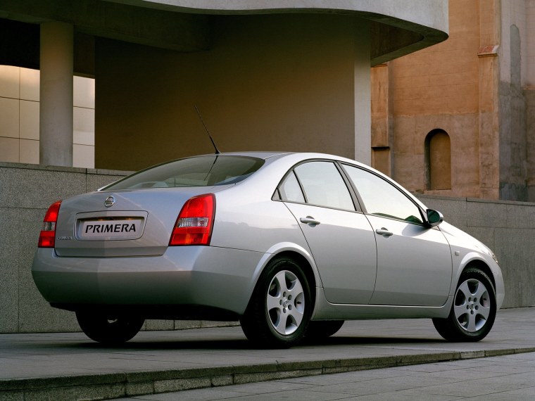 Nissan primera p12 хэтчбек