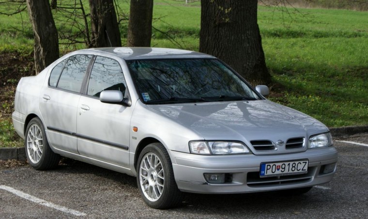 Nissan primera p12 2005 хэтчбек