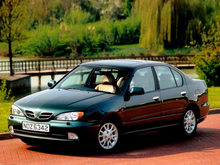 Nissan primera p12 лифтбек