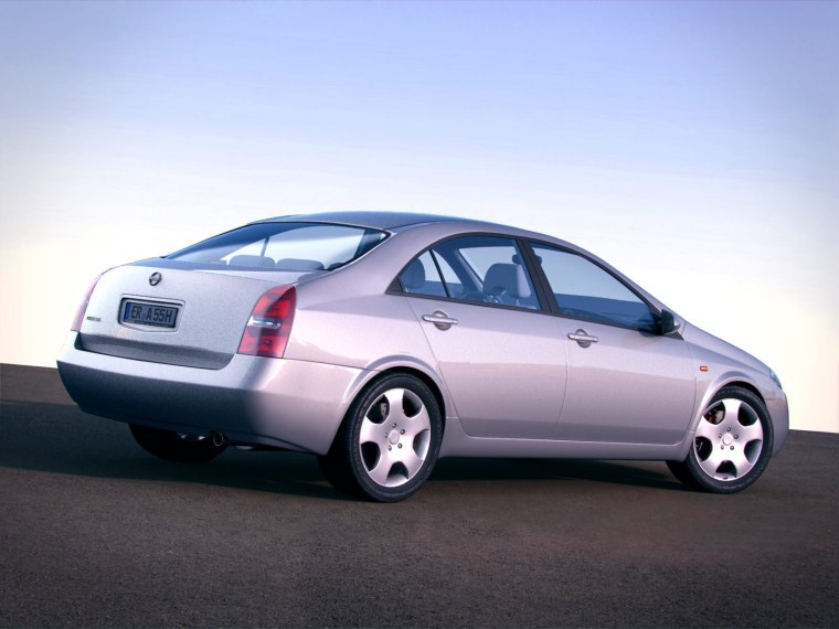 Nissan primera p12 Hatchback