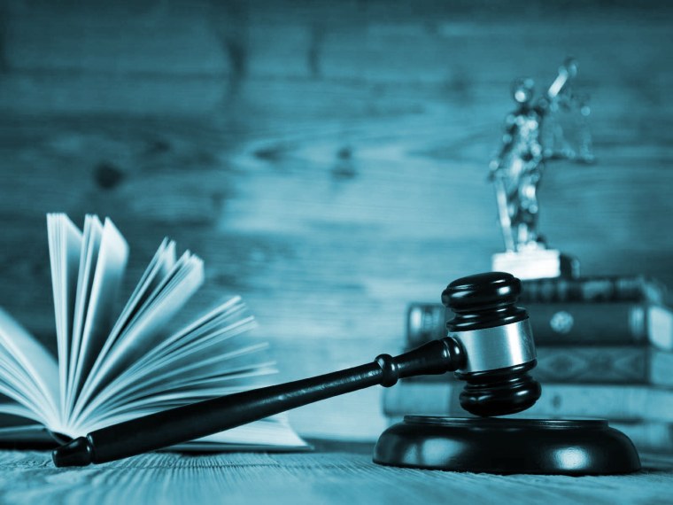 Юридические услуги