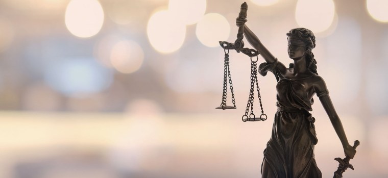 Правосудие фон