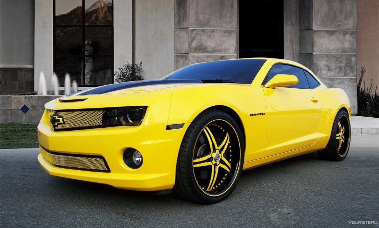 Chevrolet Camaro 2012 желтый SS