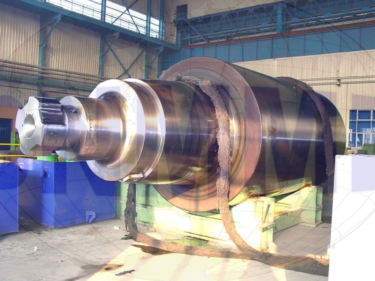 Валок прокатный 630*3050