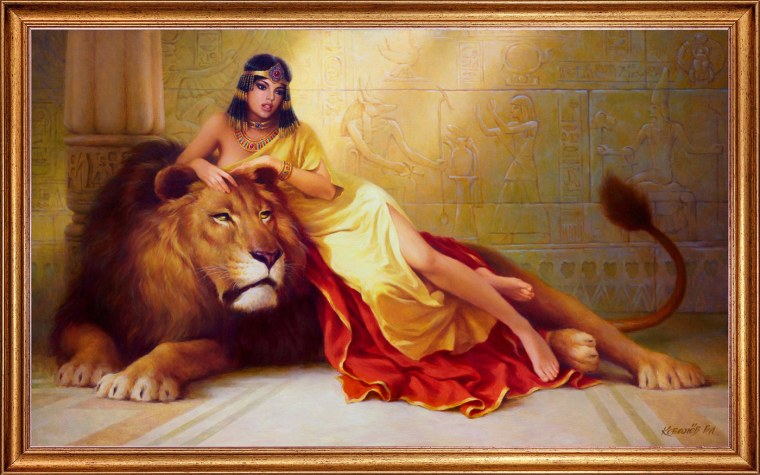 Женщина Лев