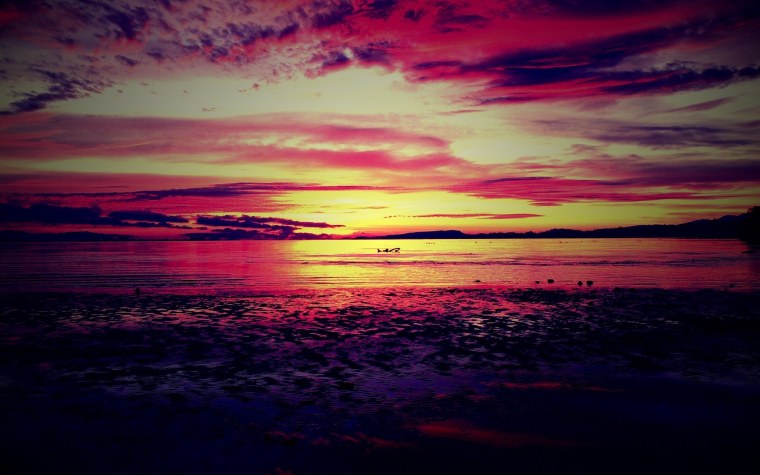 Малиновый закат Муджева