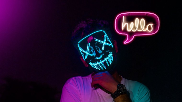 Обои с неоновым человеком