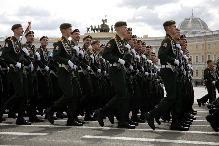 Солдаты на параде