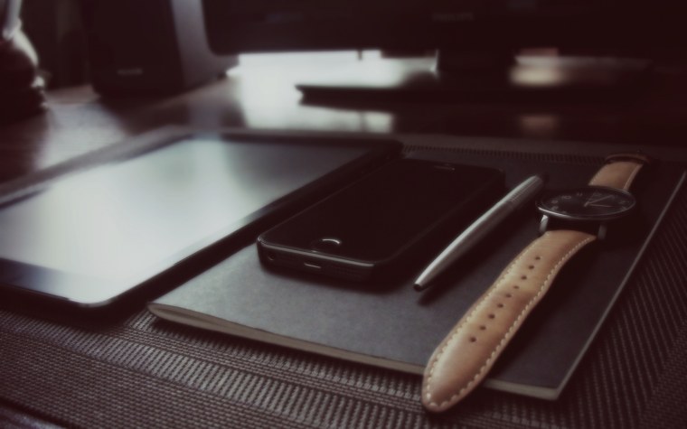 Стол для ноутбука