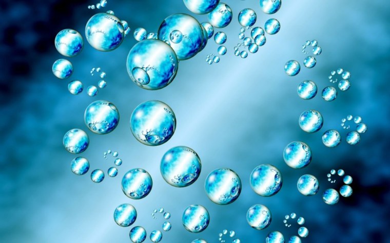 Красивая капля воды