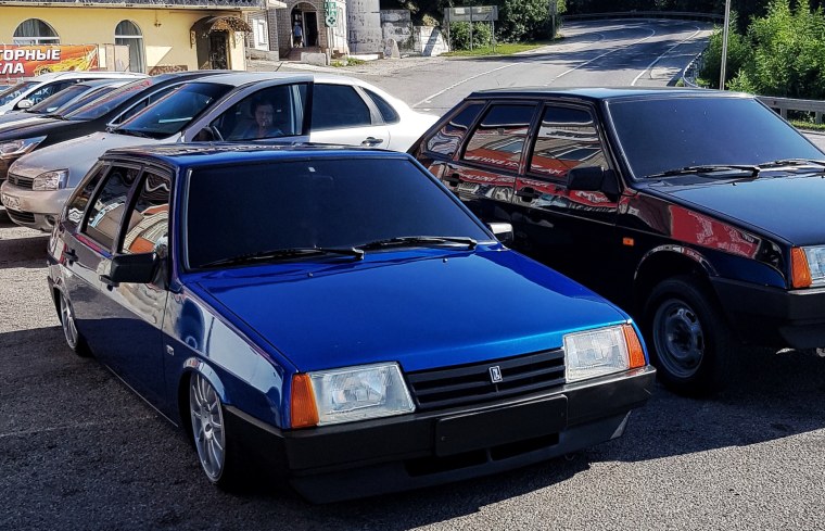 ВАЗ 2109 И ВАЗ 21099
