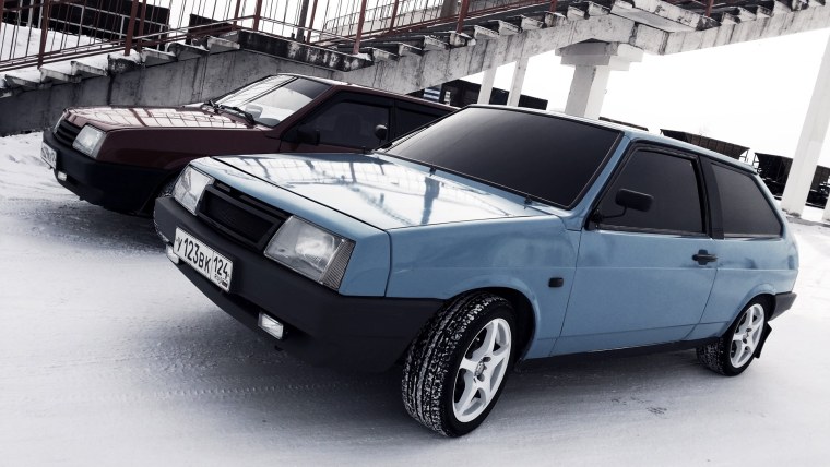 ВАЗ 2109 черная новая