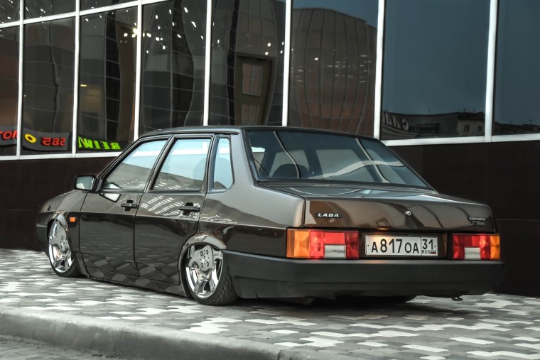 ВАЗ 2109 Black Nine Centre Side