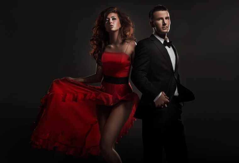 Элегантные мужчина и женщина