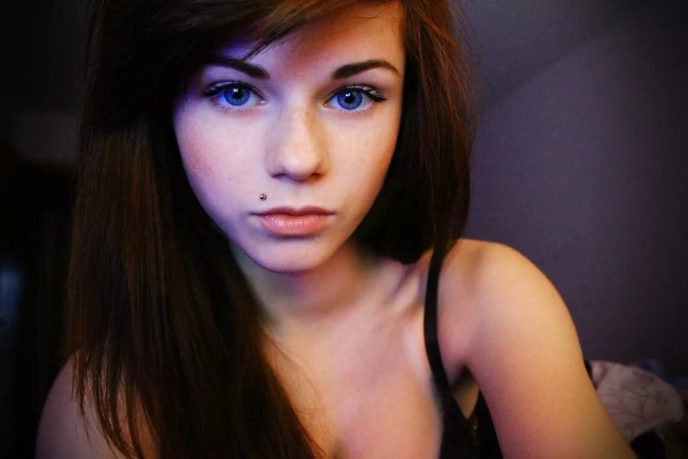 Няшная девушка