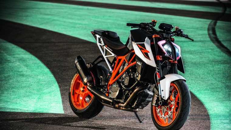 КТМ 1290 super Duke