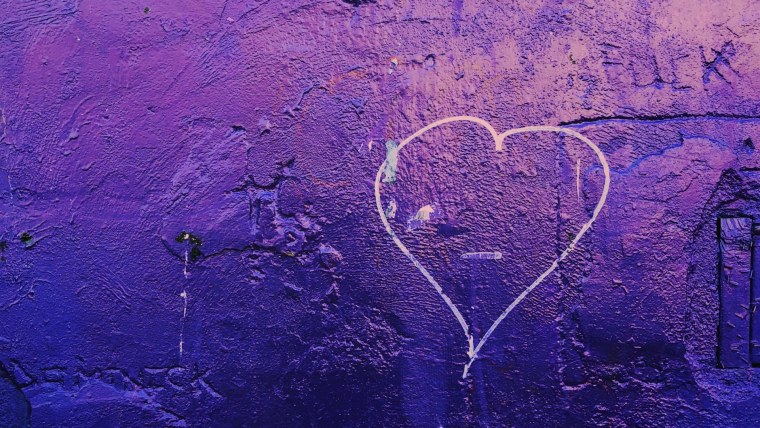 Сердечки на стене