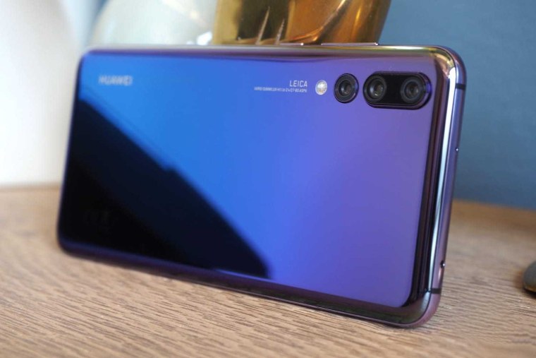 Huawei p20 Pro фиолетовый