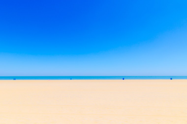 Море песок Горизонт