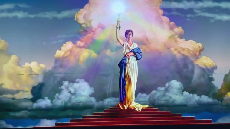 Юниверсал представляет