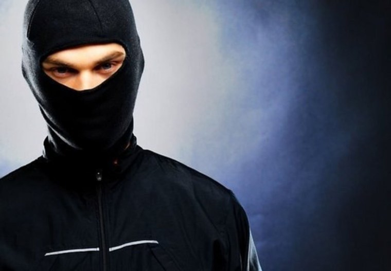 Аниме парень в респираторе