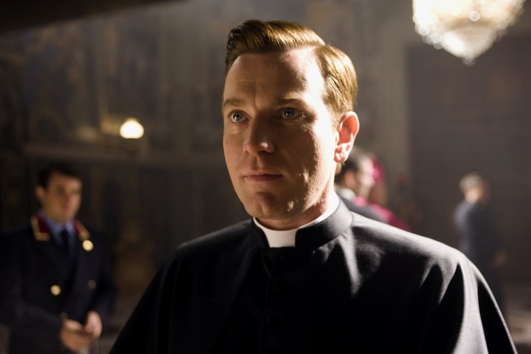 Юэн МАКГРЕГОР камерарий