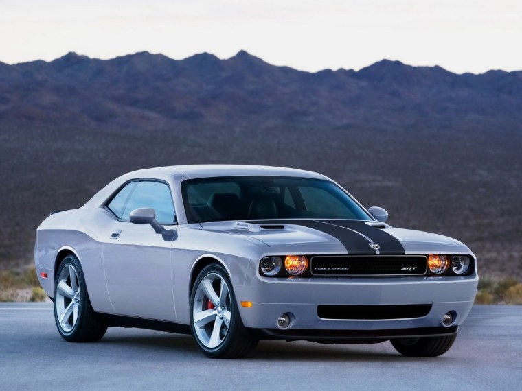 Игреневая Фризская лошадь