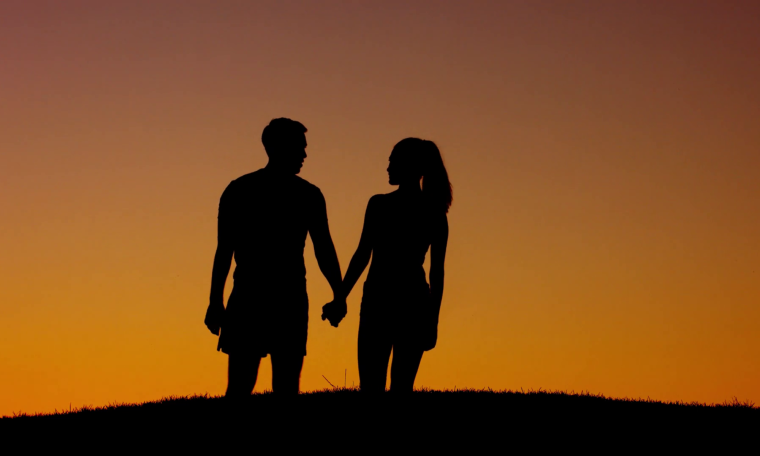 Силуэт мужчины и женщины вместе