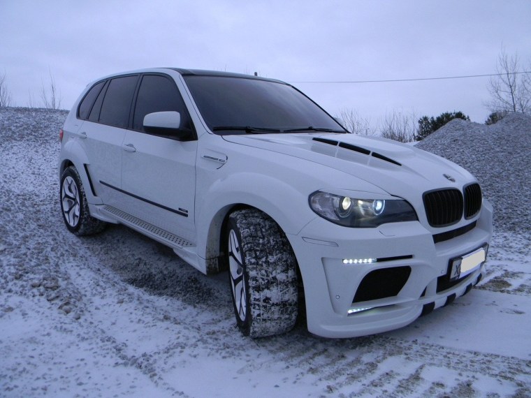 БМВ х5 сбоку