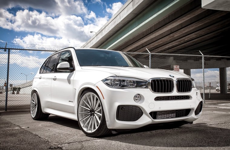 BMW x5 Tuning белый
