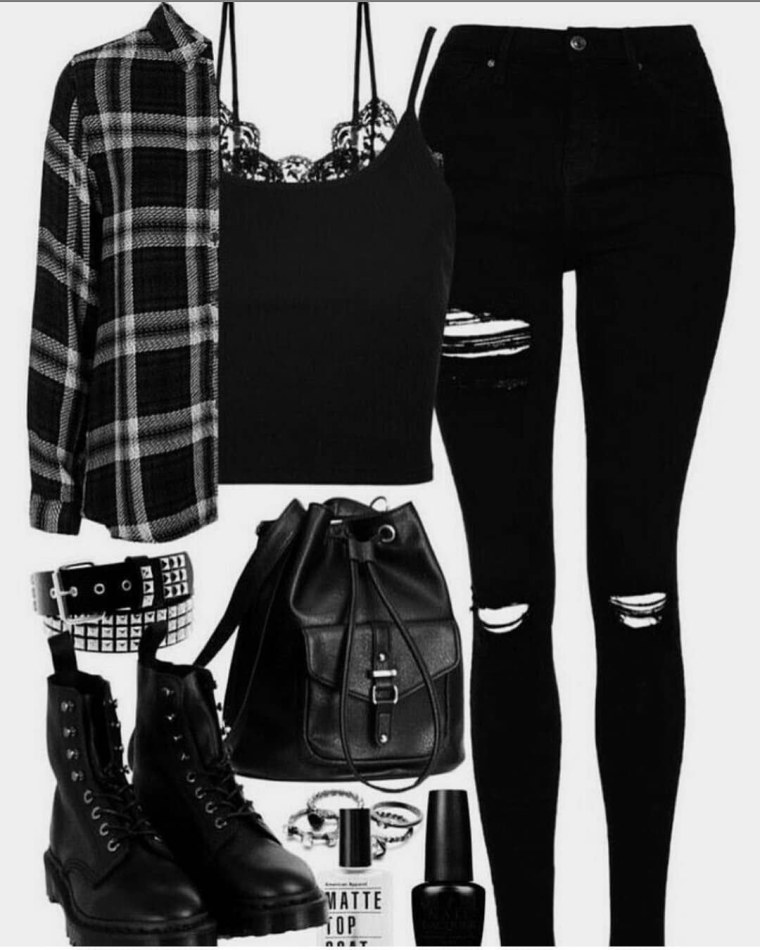 Набор одежды для девушек