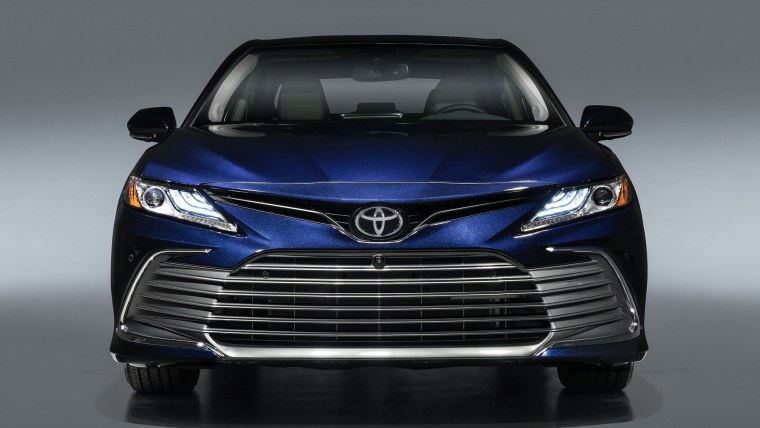 Toyota Camry 2021