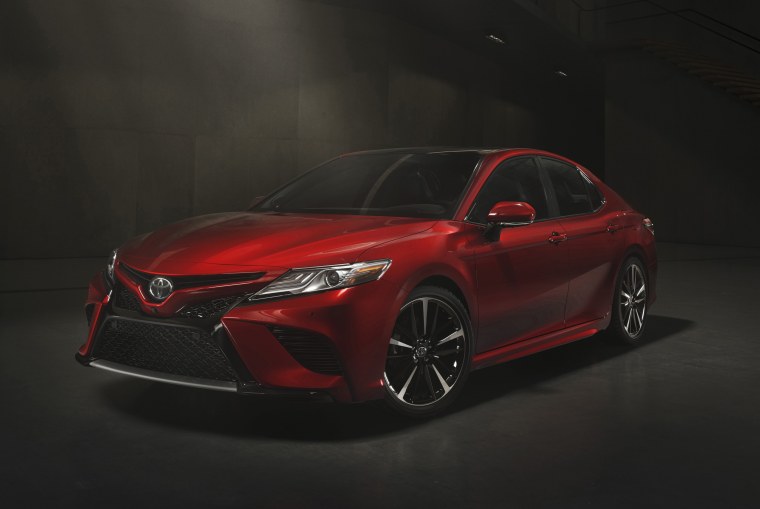 Toyota Camry 2017 8