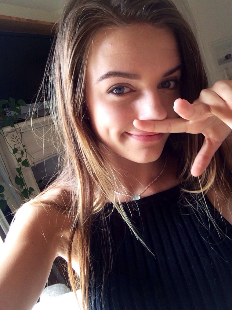 Красивые селфи подростков