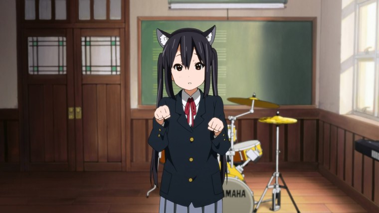 Азуса из аниме k-on