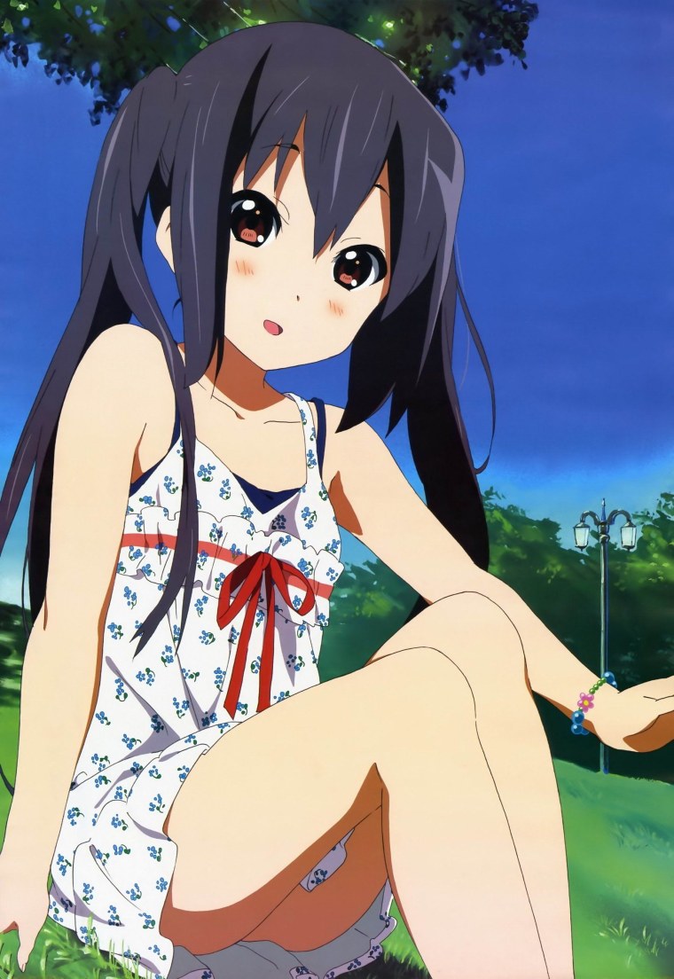 Азуса Накано