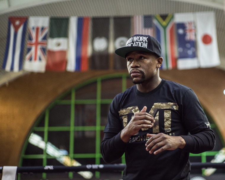 Флойд Мейвезер с волосами