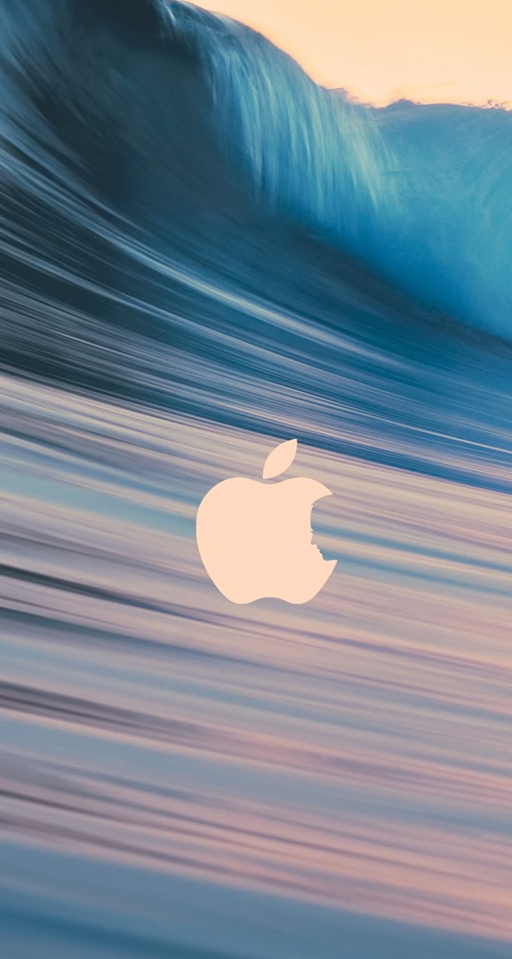 Розовый песок и пальмы