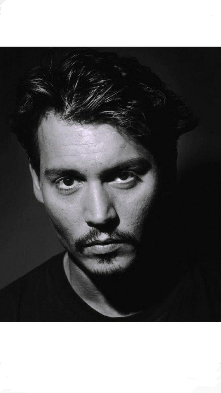 Джонни Депп портретное фото