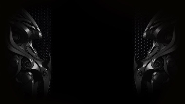 Ворон на черном фоне