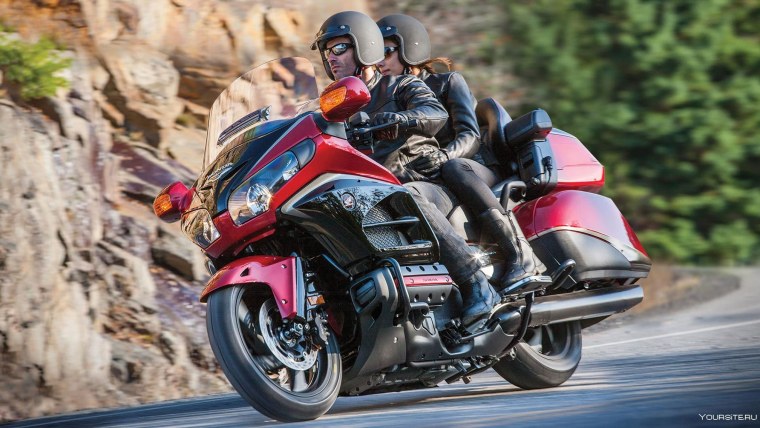 Хонда Голд Винг 1800 2016