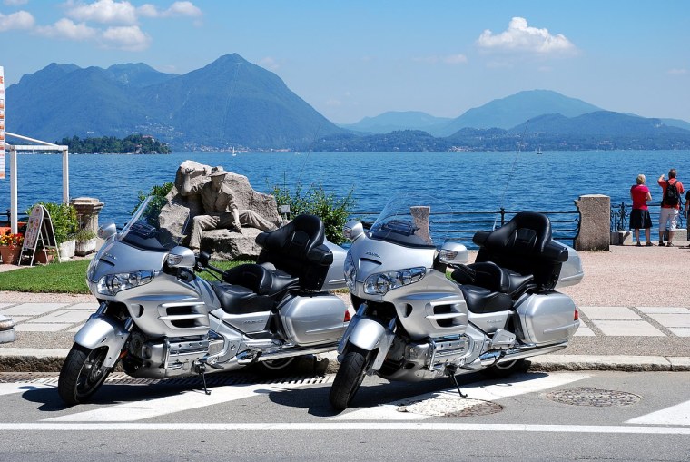 Фара Хонда Голд Винг 1800