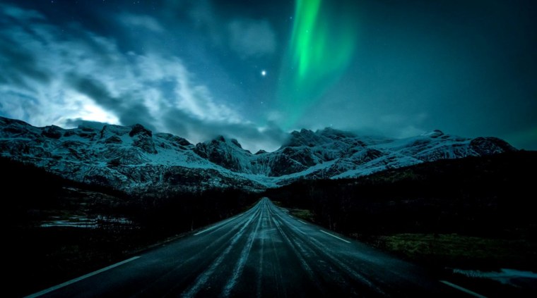 Ночное небо трасса