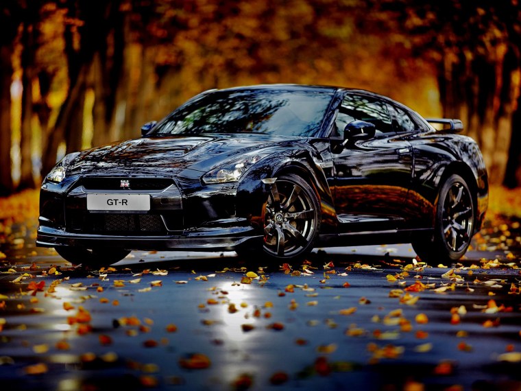 Nissan Skyline GTR r35 Black