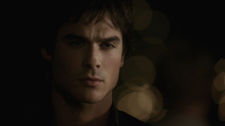 Кадры из Дневников вампира Деймон