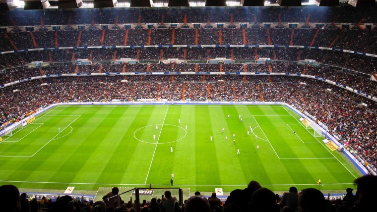 Стадионы мира вид сбоку