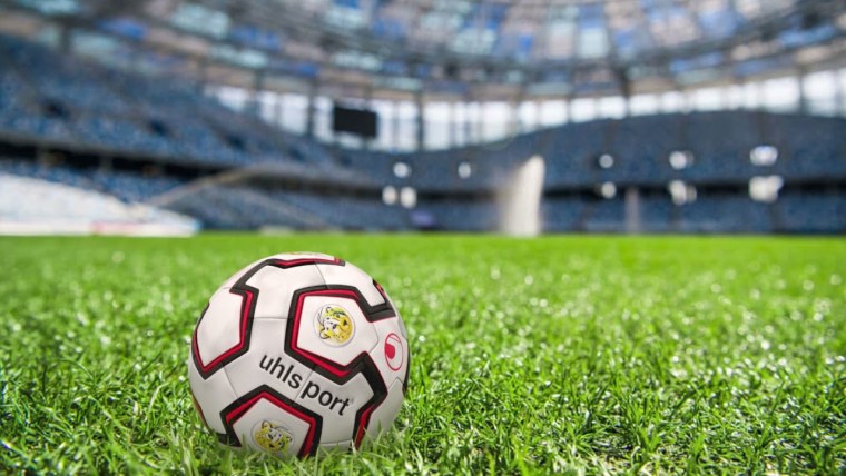 На футбольном стадионе